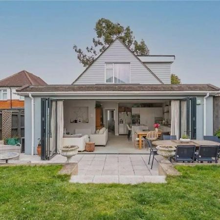 Beautiful 4 Double Bedroom House In Poole With Hot Tub, Near Sandbanks Exterior foto